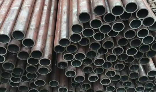 山东20#无缝钢管是流体输送、机械结构、锅炉管道等场景的主力管材